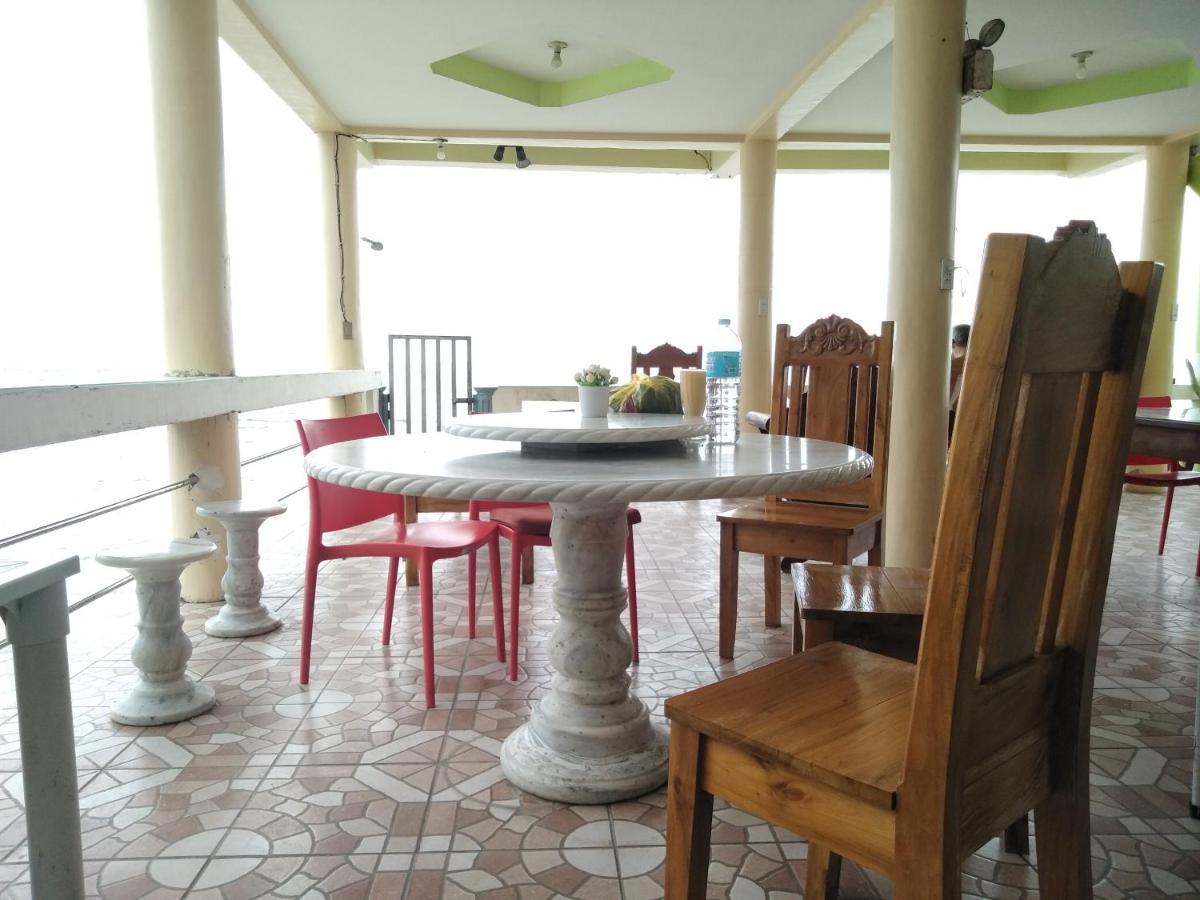 Sascha'S Resort Oslob Extérieur photo