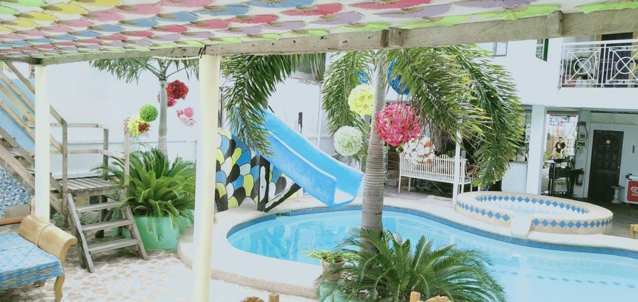 Sascha'S Resort Oslob Extérieur photo